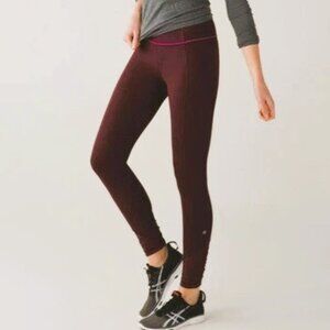 LIKE NEW Bordeaux Pace Queen Luxtreme Tights